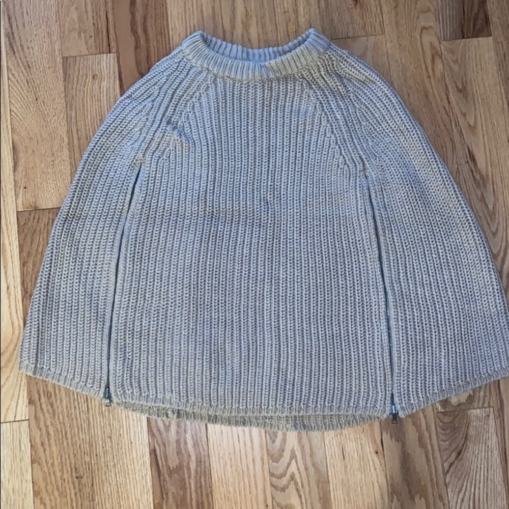 Gap cape
